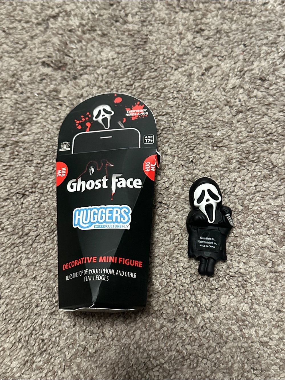 Scream Ghost Face Hugger
